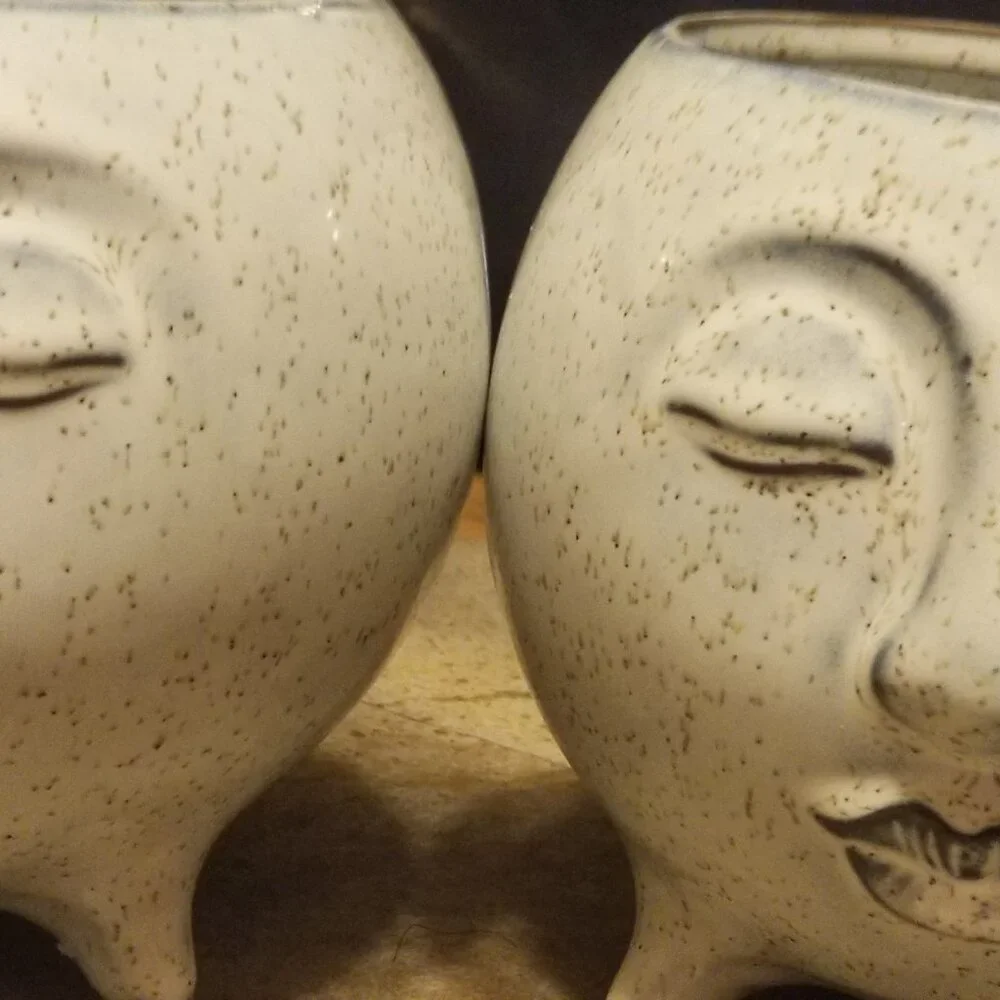 2 PIECE FACE POT SET...   GREAT FOR   CELL PHONES ..REMOTES ...    PLANTS ... - Picture 8 of 8